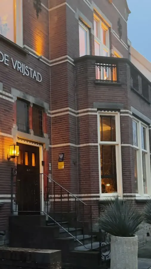 de Vrijstad · You & me, this restaurant?